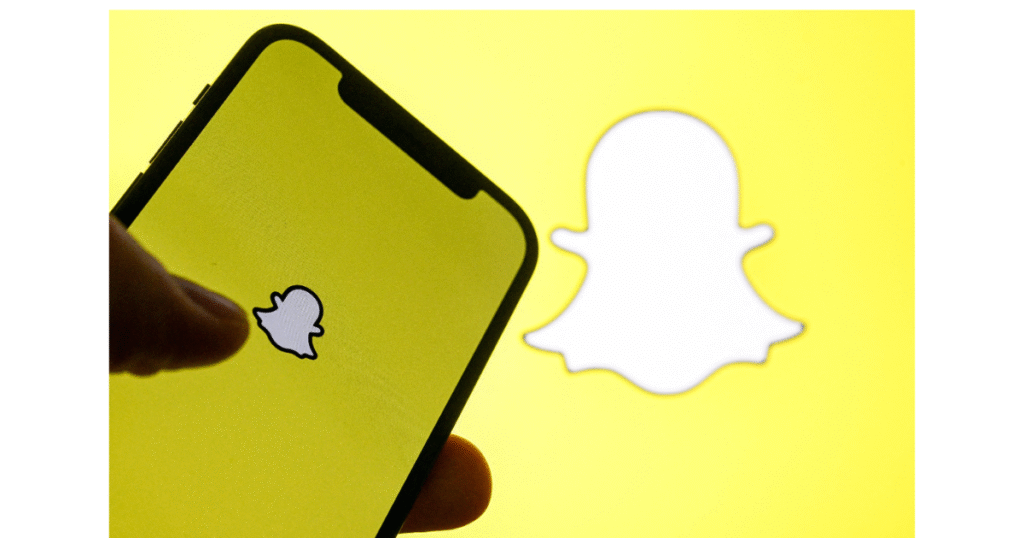 Image illustrant les Public Topic Chats de Snapchat pour discussions thématiques ouvertes, innovation marketing digital pour communautés.